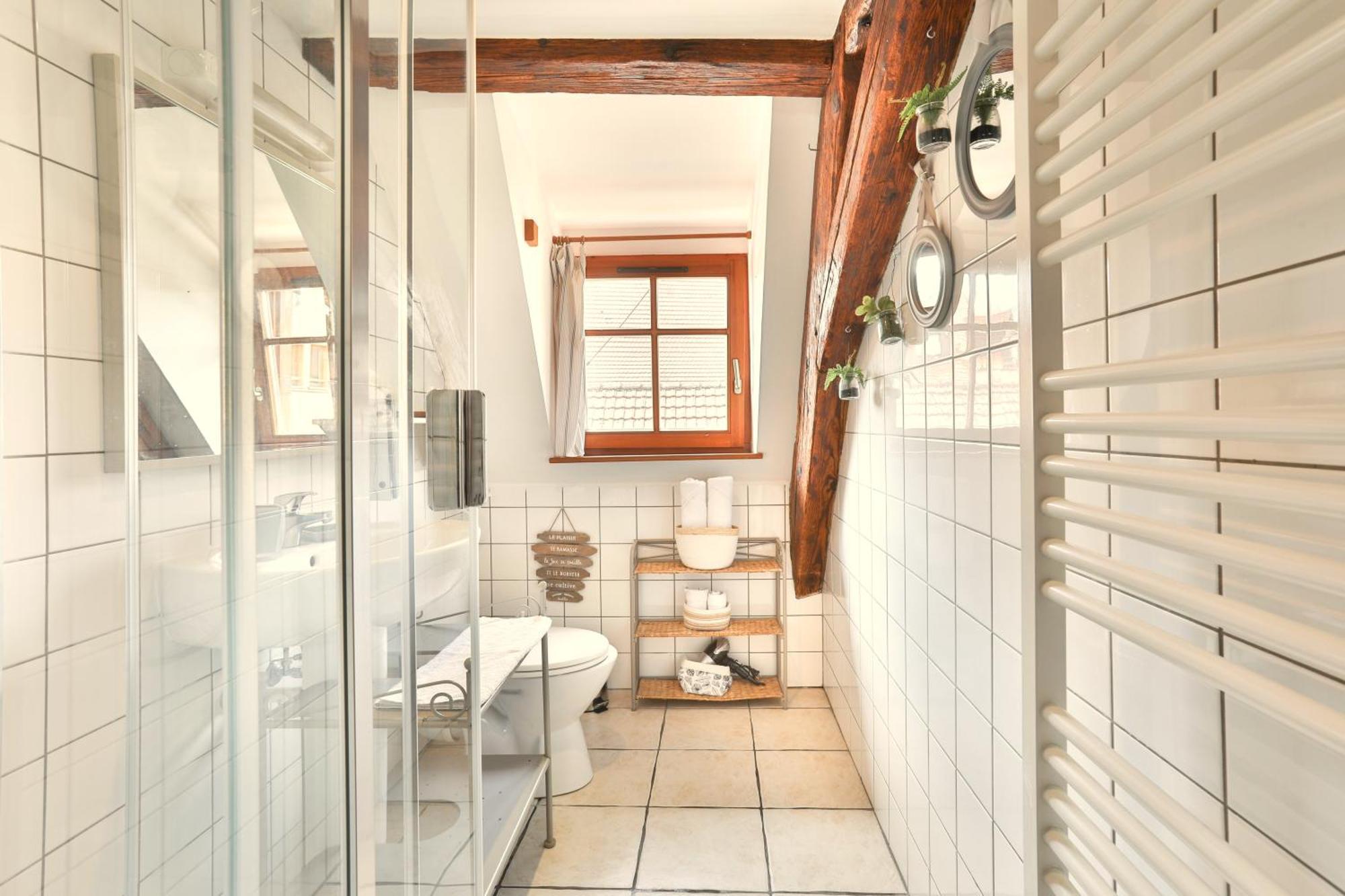 La Legende Des 2 Pierres Eguisheim Exterior foto